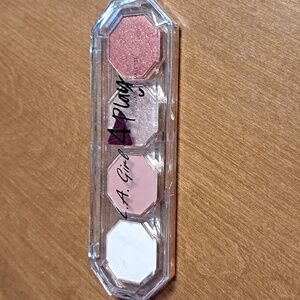L.A. Girl 4Play Eyeshadow Palette - Pink Shades